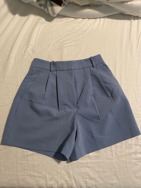 Abercrombie & Fitch High-Waist Pleated Shorts in Dusty Blue